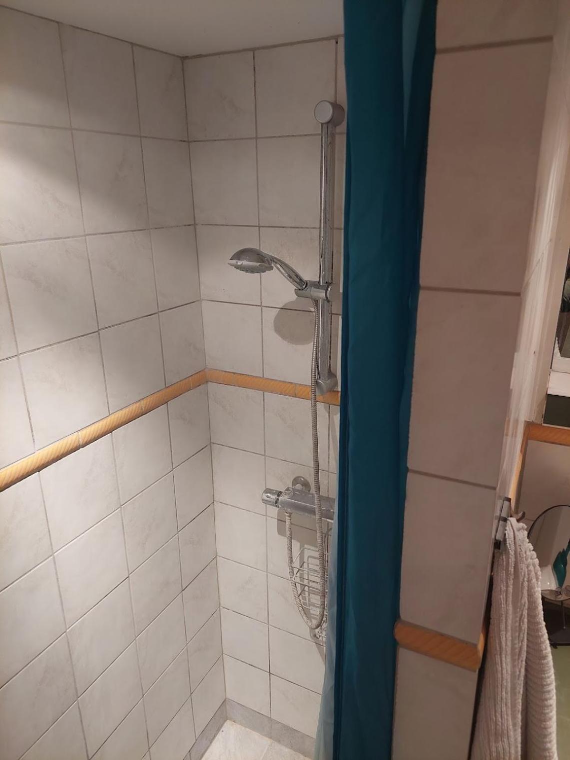 Rosa, Dobblebed, Own Kitchen, Own Bath And Own Entrance Privat overnatting *