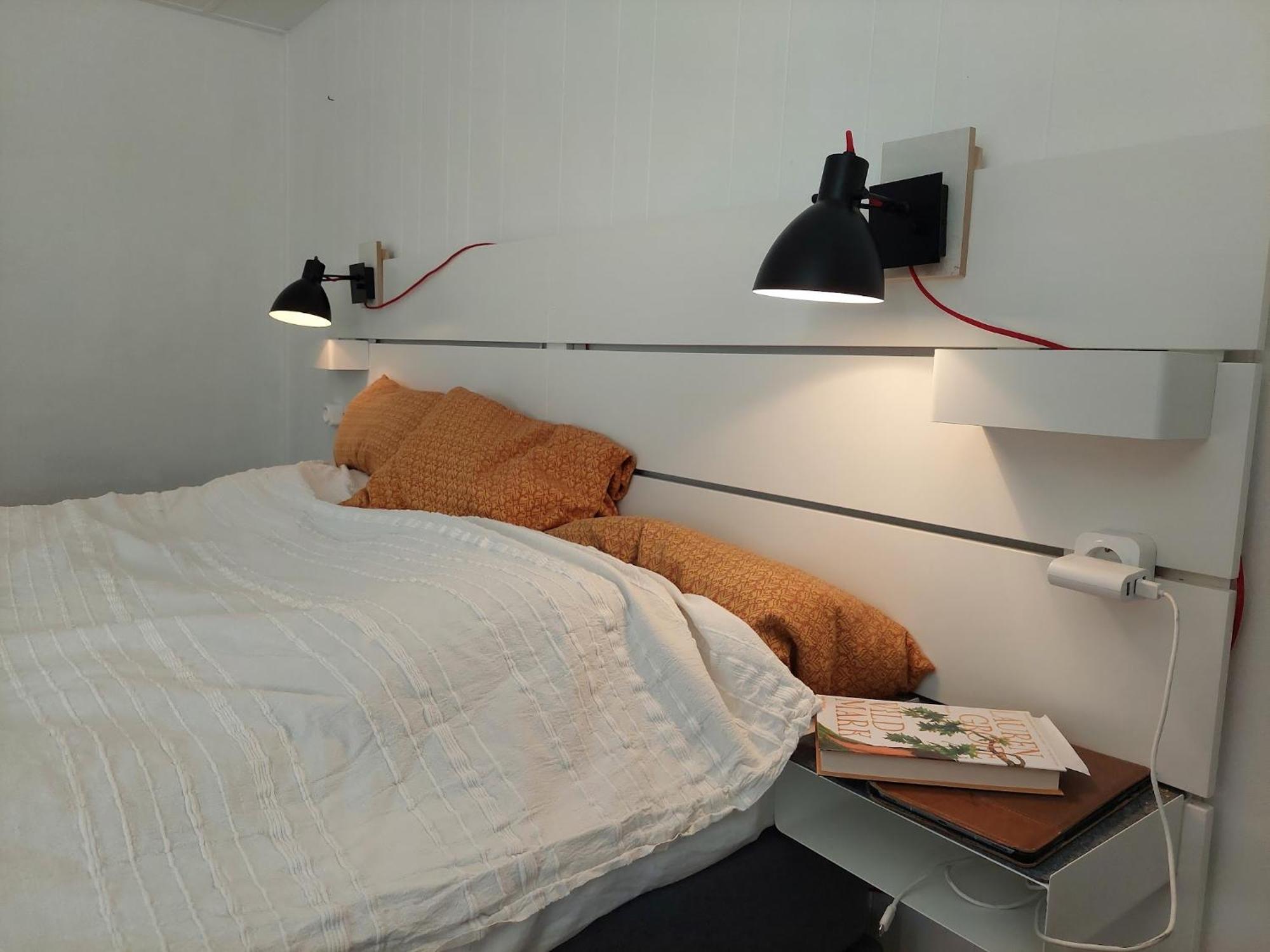 Privat overnatting Rosa, Dobblebed, Own Kitchen, Own Bath And Own Entrance *